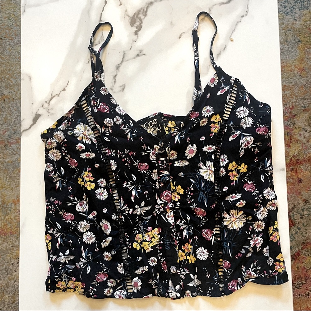 NWT LF one way dark floral cropped tank top $96